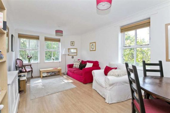 1 Bedroom Flat